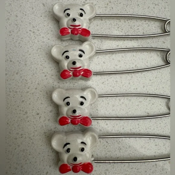 Set of 4 Vintage Bear Diaper Pins White Bears Red Bow Ties Nursery Retro Baby - Picture 3 of 7